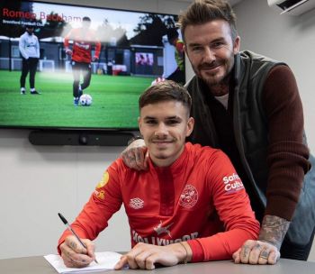 Syn Davida Beckhama wrócił do Anglii i dołączył do klubu z Premier League